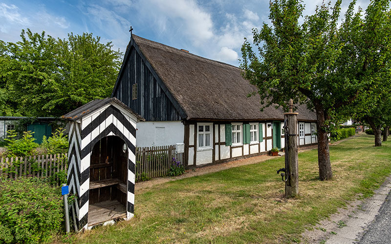 SchulundBethaus-Wuschewier